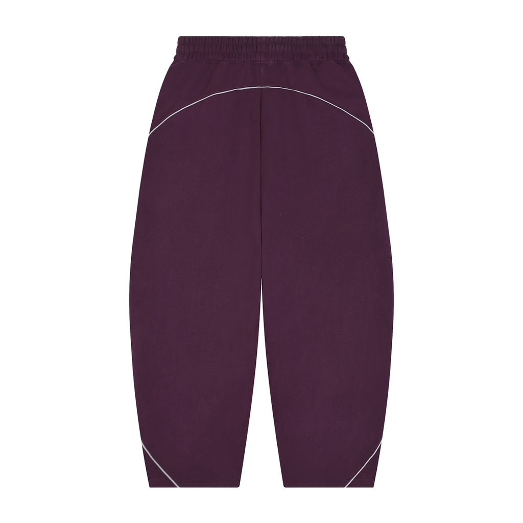 MIROLYUB Trace Piping Barrel Fleece Pants in Plum Purple, back view.